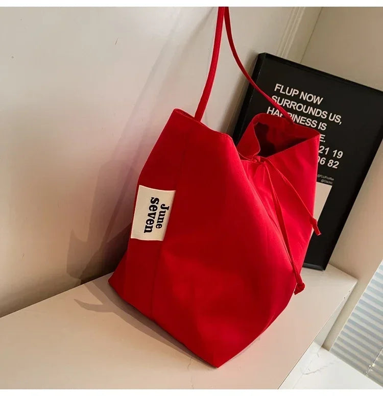 The Minimalist Underarm Tote
