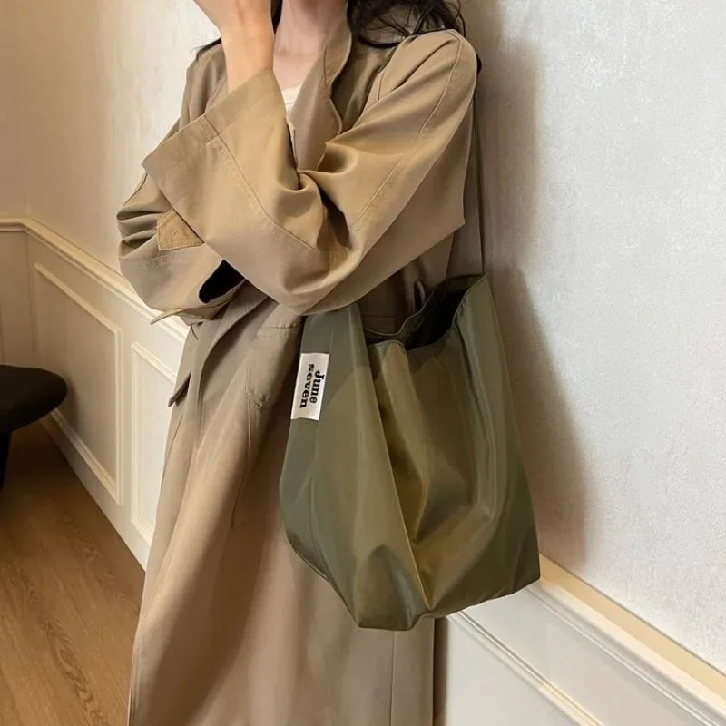 The Minimalist Underarm Tote