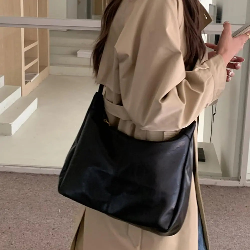 The Everyday Hobo Tote